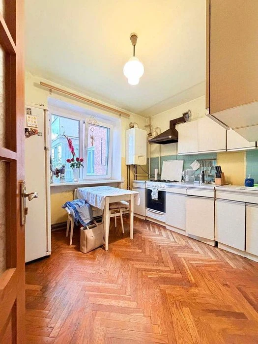 4-к квартира 73 м² з індивідуальним опаленням_BK