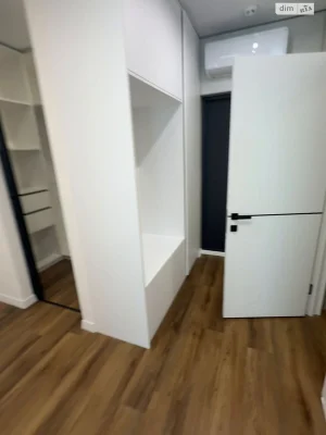 Продаж Квартира Набережна