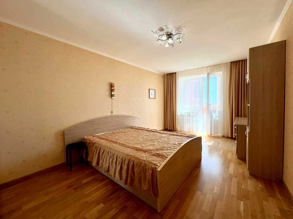 Квартира. Полтава, Соборності вул. (Жовтнева)