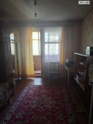 Продаж Квартира Правий Поділ