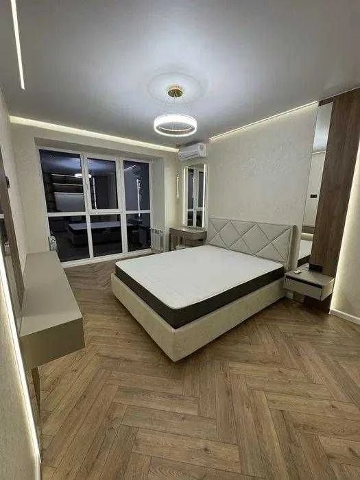 Сучасна квартира в новобудові