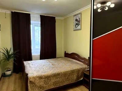 Квартира. Івано-Франківськ, Олександра Довженка вул.