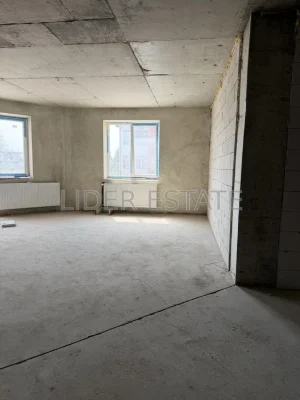 Продам 1-кімн. квартиру 74м² на 2/5 у ЖК Озерний край, Ужгор
