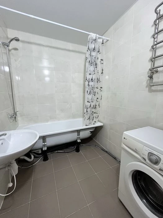 продаж 2к Новобудови на Виставці за 75000$