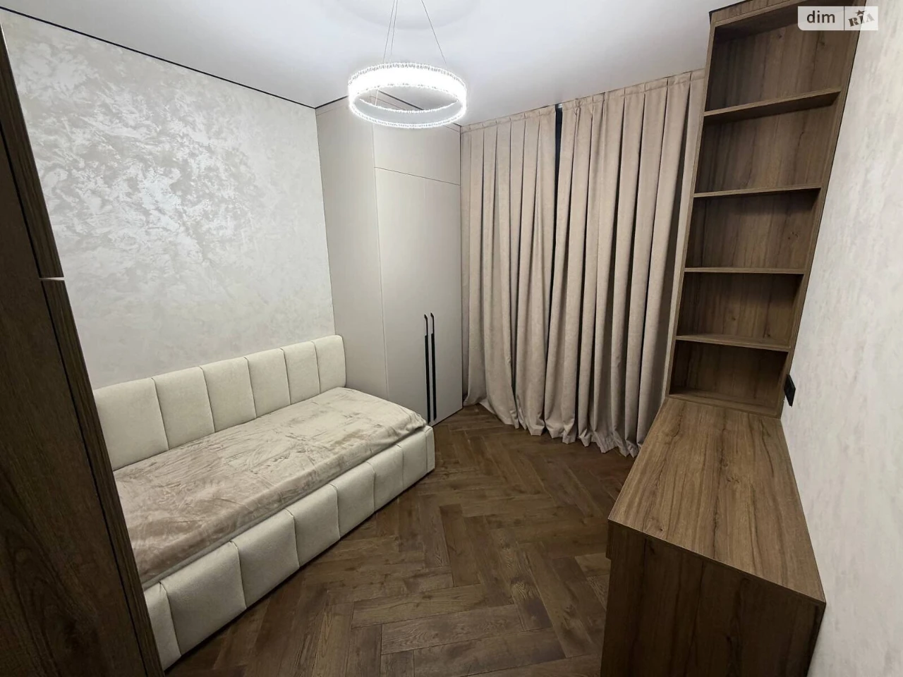 Продаж Квартира Подільський