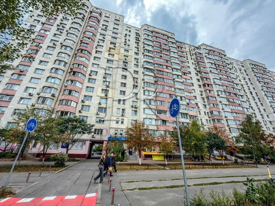 Квартира. Київ, Княжий Затон вул.