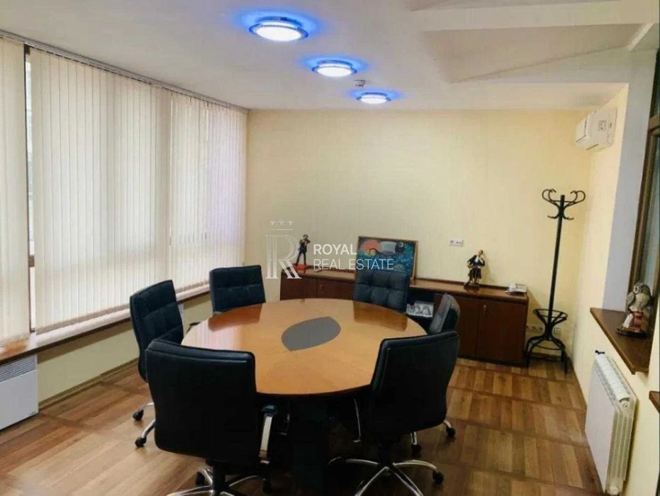 Продаж Офіс Київ Печерський район вул. Лютеранська 10А 3 кім