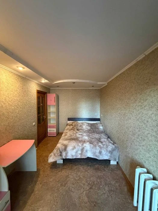 Продам 2-х кімн.квартиру, вул.Сухомлинського,50А