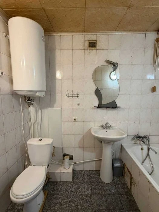 Продам 2-х кімн.квартиру, вул.Сухомлинського,50А