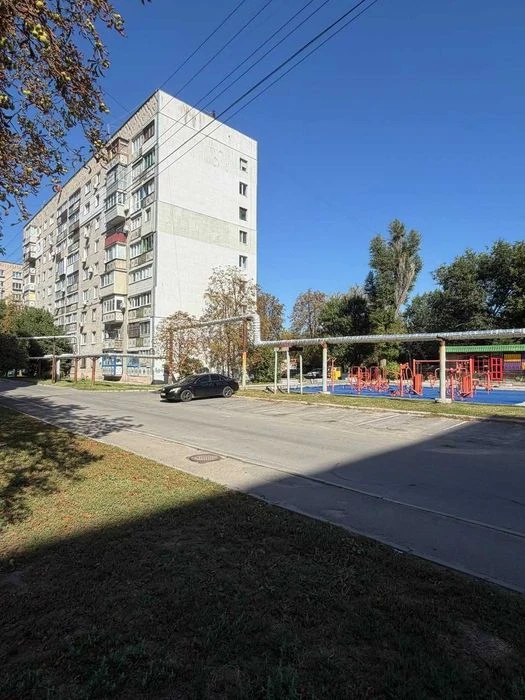 Продам 2-х кімн.квартиру, вул.Сухомлинського,50А