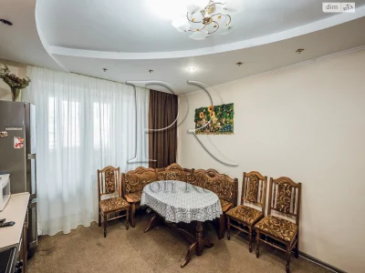 Продаж Квартира Дарницький