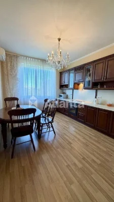 Продам 2-х к.квартира 75 м²  Одесса Приморский район.ЖК Звез