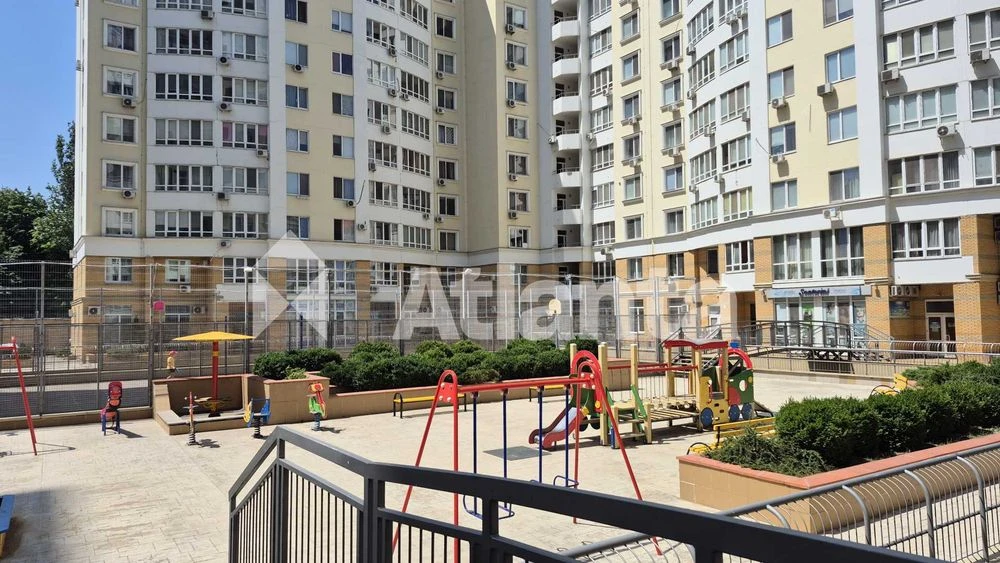 Продам 2-х к.квартира 75 м²  Одесса Приморский район.ЖК Звез