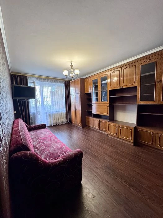Продаж 2-х кім квартири в р-ні Вишеньки