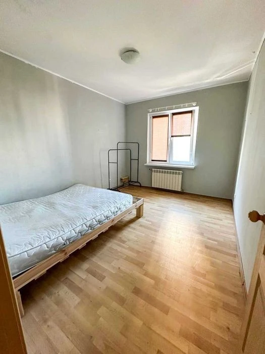 3-room apartment for sale. Poznyaki. Hryhorenka, 14. Floor 6. Heg