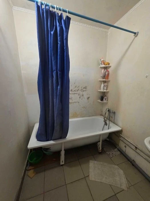 3-room apartment for sale. Poznyaki. Hryhorenka, 14. Floor 6. Heg