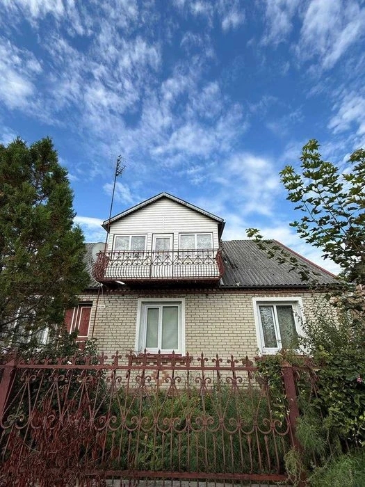 Продаж будинку в місті | Луцьк
