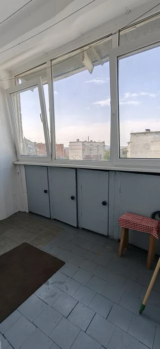 продам однокімнатну квартиру Руська