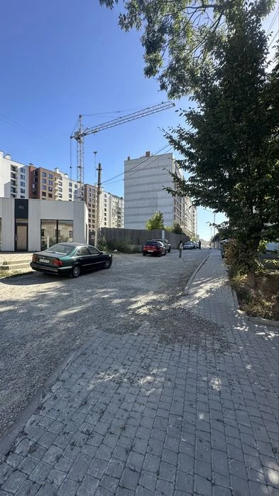 Продаж; Чернівці; Новобудова; Паркова зона; вул. Щербанюка