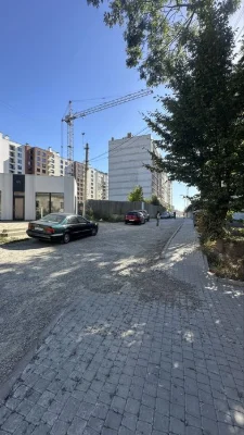 Продаж; Чернівці; Новобудова; Паркова зона; вул. Щербанюка