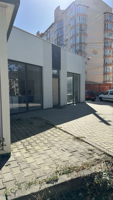 Продаж; Чернівці; Новобудова; Паркова зона; вул. Щербанюка