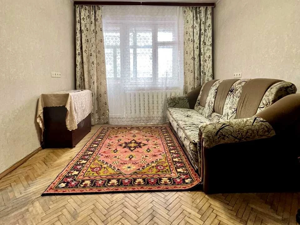 Квартира. Київ, Космонавта Поповича вул. (Космонавта Волкова