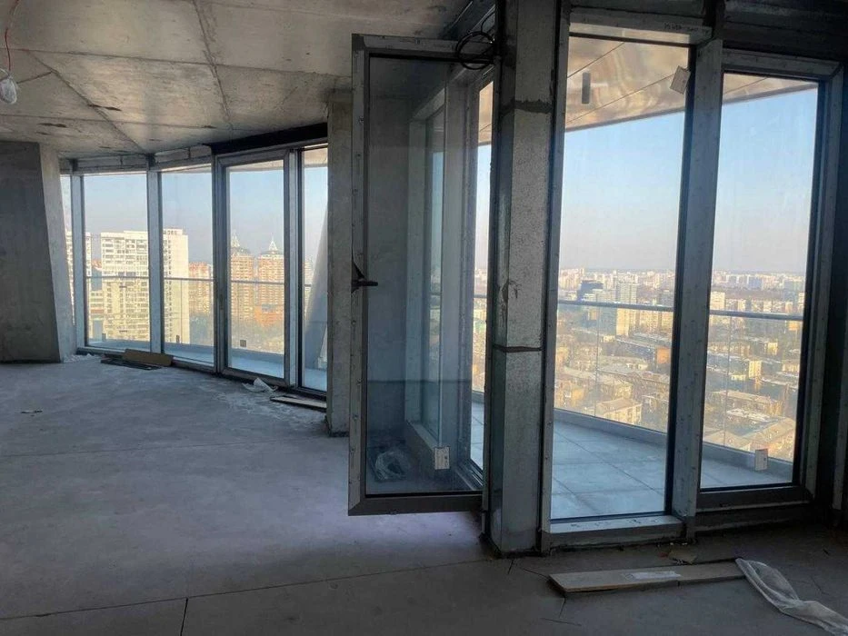 Продаж преміальних видових апартаментів у ЖК "Taryan Towers"