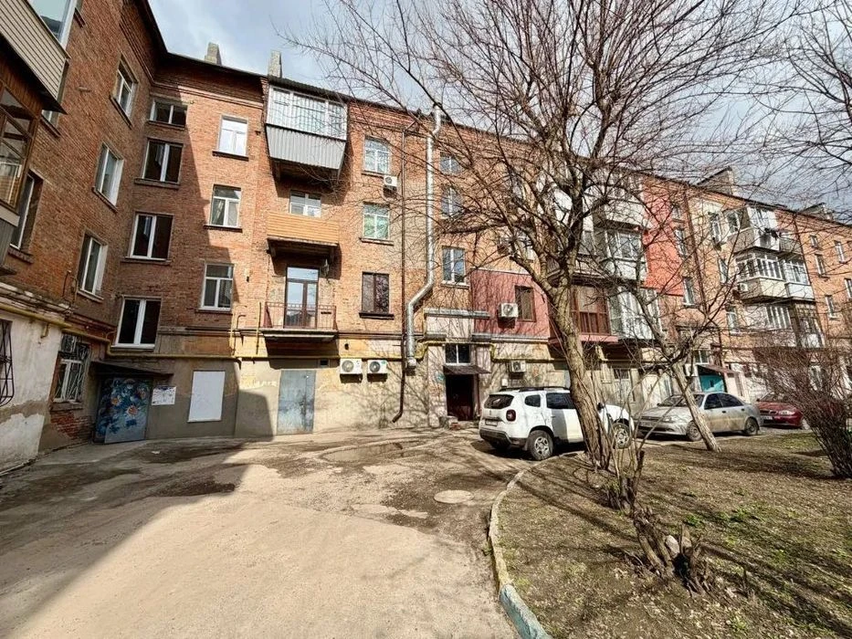 Продам 3к квартиру вул. Незалежності (Тітова) 27 /Алана Шепа