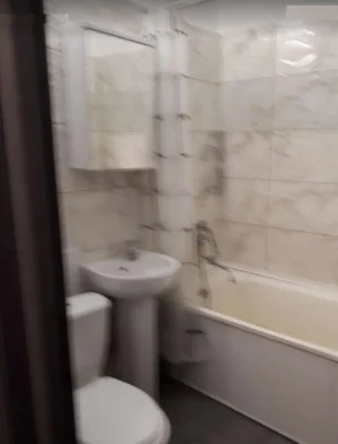 Продам 2-комн квартиру в районе Авиационная ул.