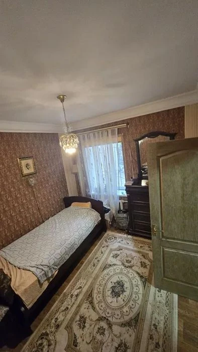 Продам 2-комн квартиру в районе Ленина ул.