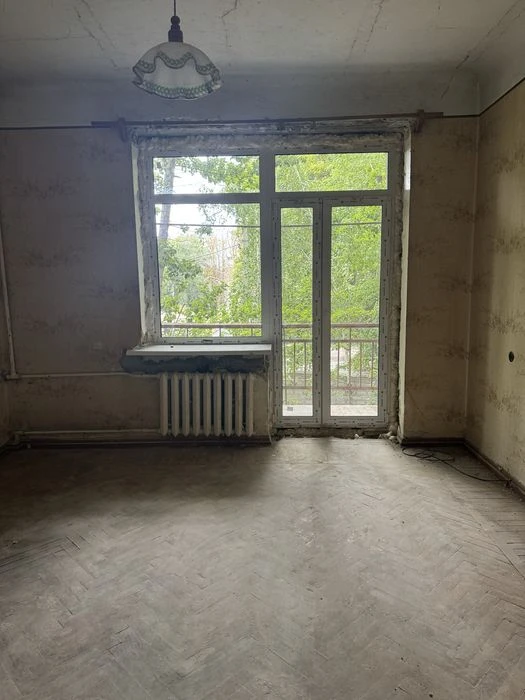 Продам 3х ком квартиру( можно под офис)  в центре, ул. Сумск