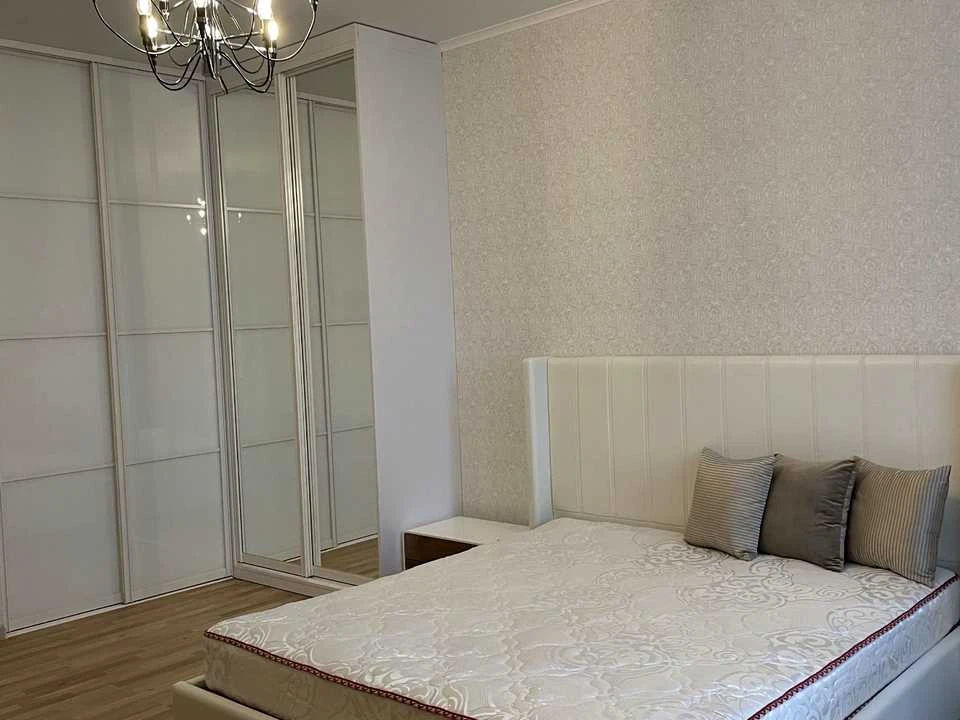 Квартира. Харків, Науки просп. (Леніна)