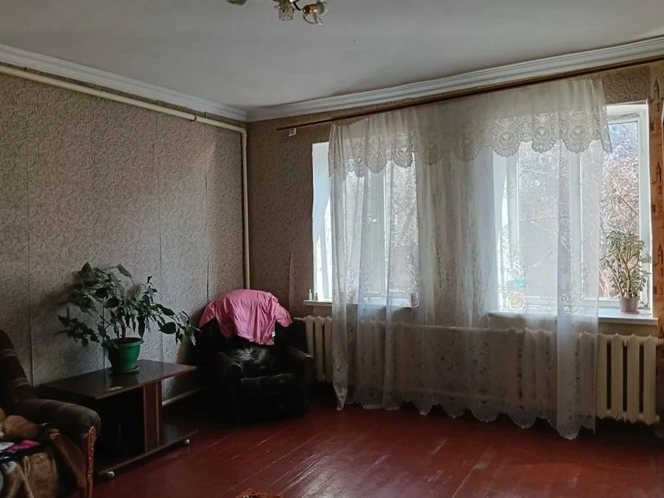Предлагается к продаже 2 дома на участке