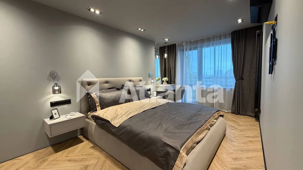Квартира 45 м² з новим ремонтом біля центру