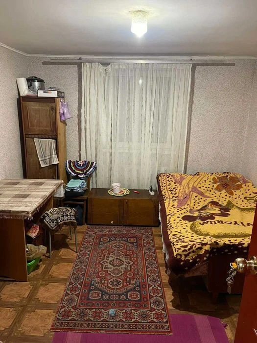 Продам 2 х этажный дом на Слободке.