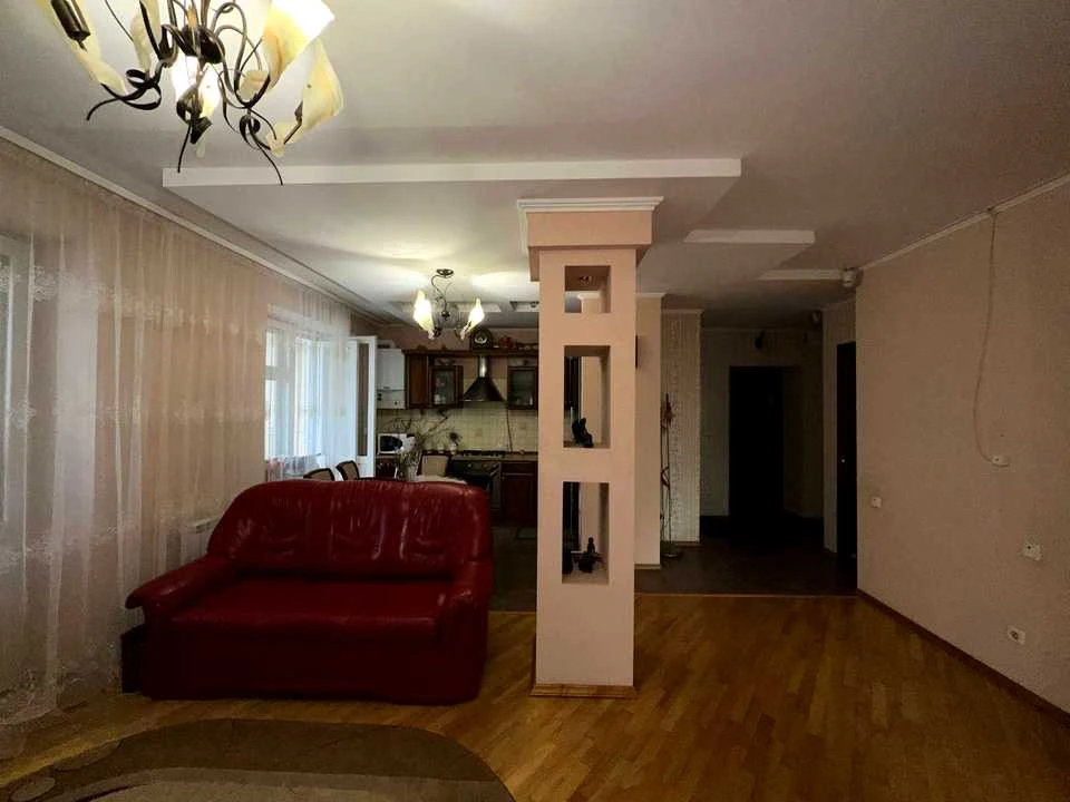 Квартира. Івано-Франківськ, Юліана Целевича вул.