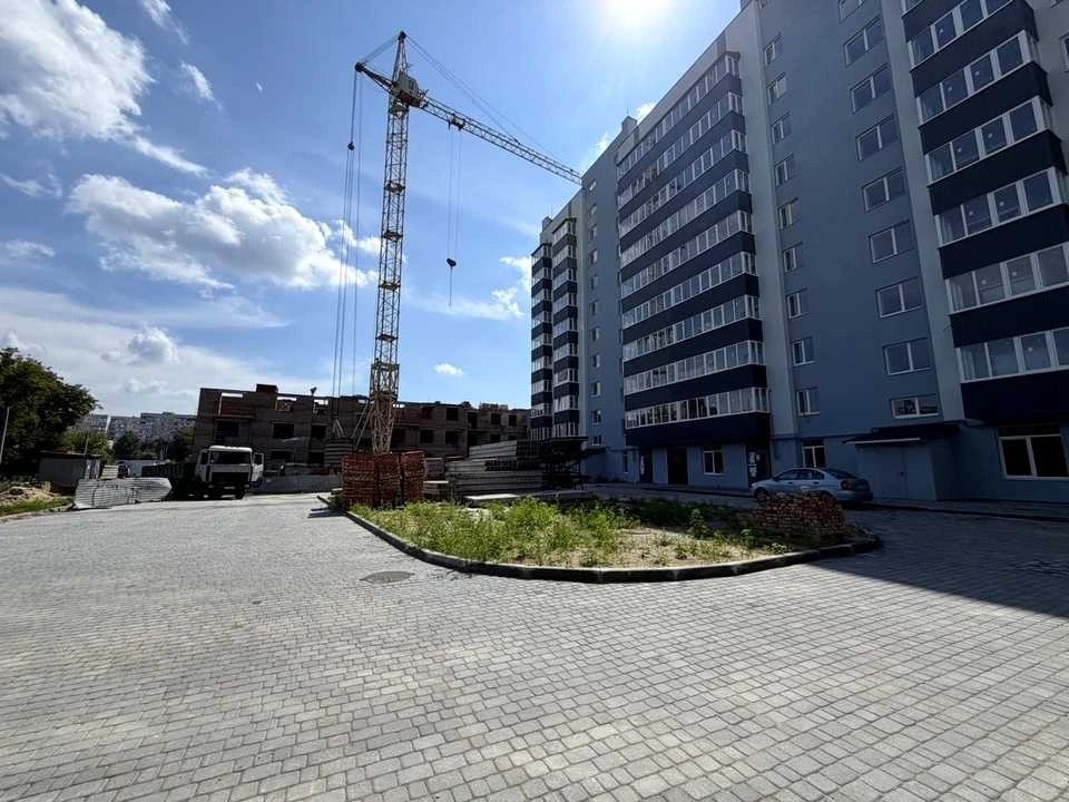 Квартира. Полтава, Героїв України вул. (Героїв Сталінграду),