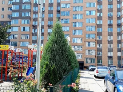 Квартира. Черкаси, Перемоги просп. (30-річчя Перемоги)