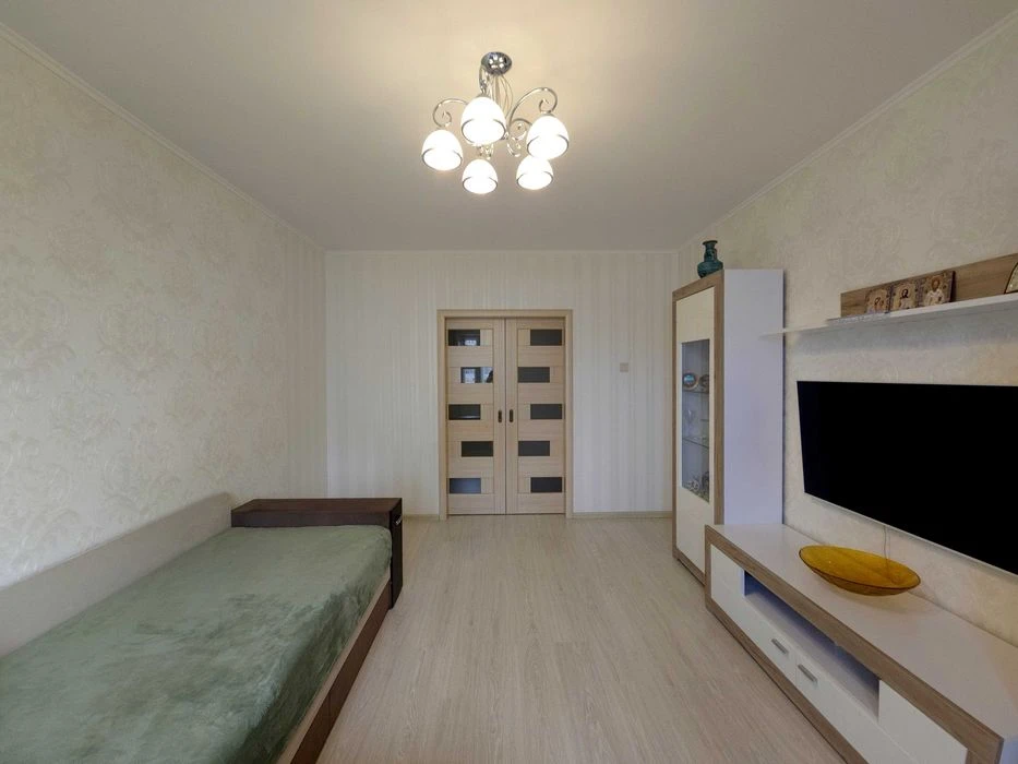 7b Mokra (Kudryashova) St., 3-room apartment for sale, without co