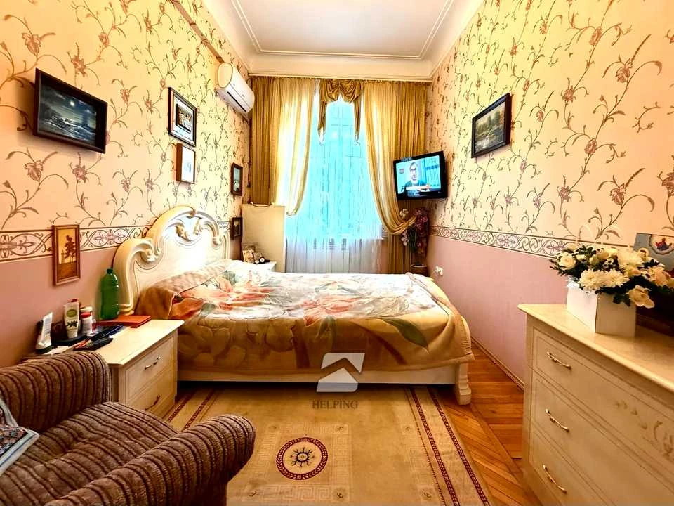 Квартира. Одеса, Святослава Караванського вул. (Жуковського)