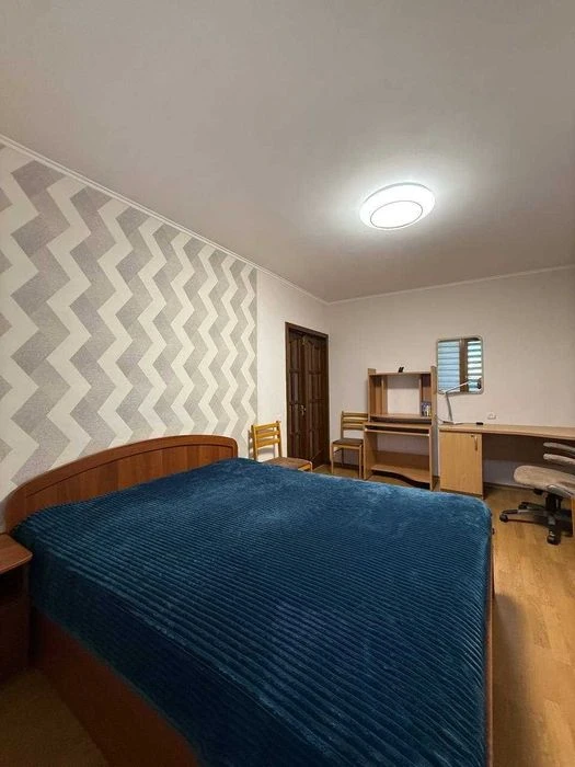 Продається 2 кімнатна квартира на Таїрова, вул. Академіка Ві