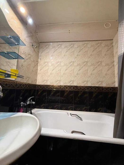 Продається 2 кімнатна квартира на Таїрова, вул. Академіка Ві