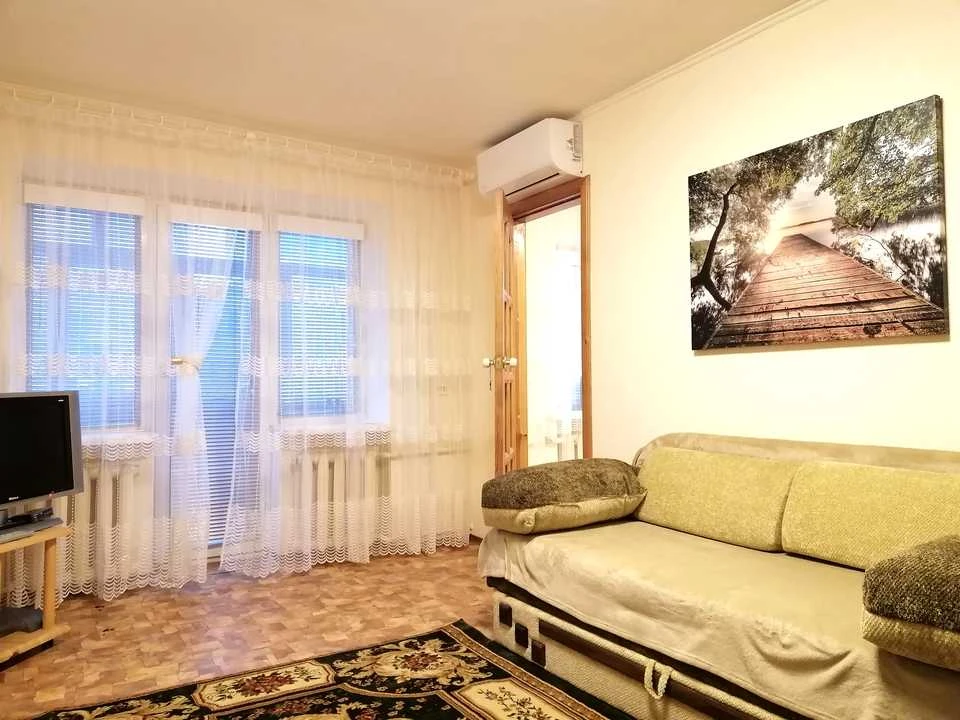 Apartment. Dnipro, European St. (Mironova)