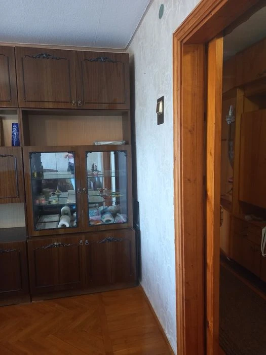 Продам 4 кімнатну квартиру з автономним опаленням