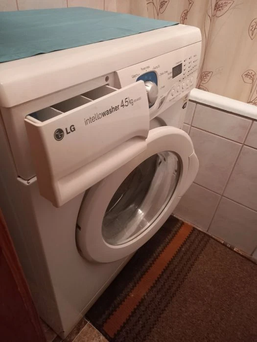Продам 4 кімнатну квартиру з автономним опаленням