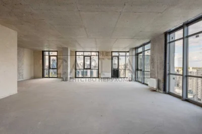 Продаж унікального пентхауса з великою терассою