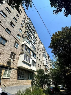 Є ГАЗ Продаж 1 кімнатної квартири на Глідківській вулиці 1/7