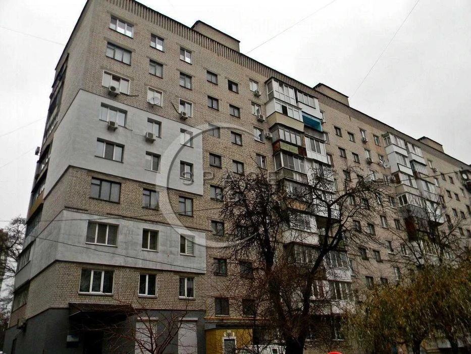Є ГАЗ Продаж 1 кімнатної квартири на Глідківській вулиці 1/7