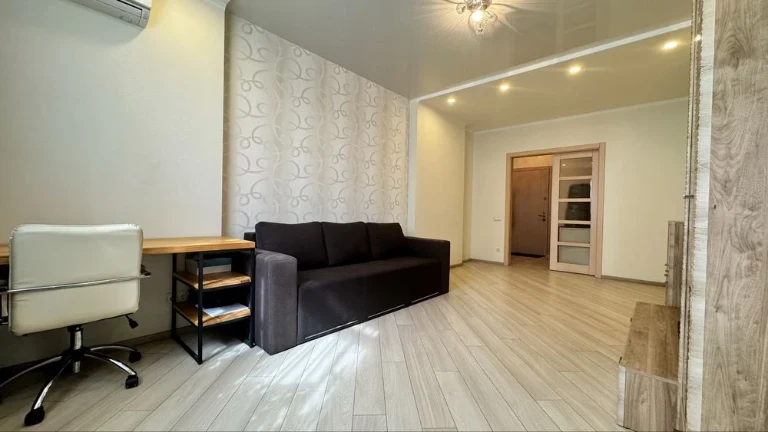 Продаж 1-кімнатної квартири 54 м.кв Богданівська 7-А ЖК "Мал