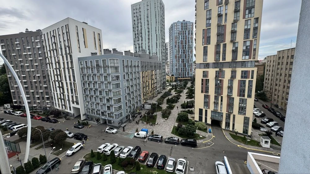 Продаж 1-кімнатної квартири 54 м.кв Богданівська 7-А ЖК "Мал